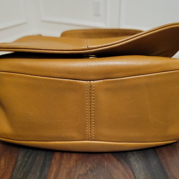 Coach Tan Leather Shoulder Bag - Picture 7 of 10
